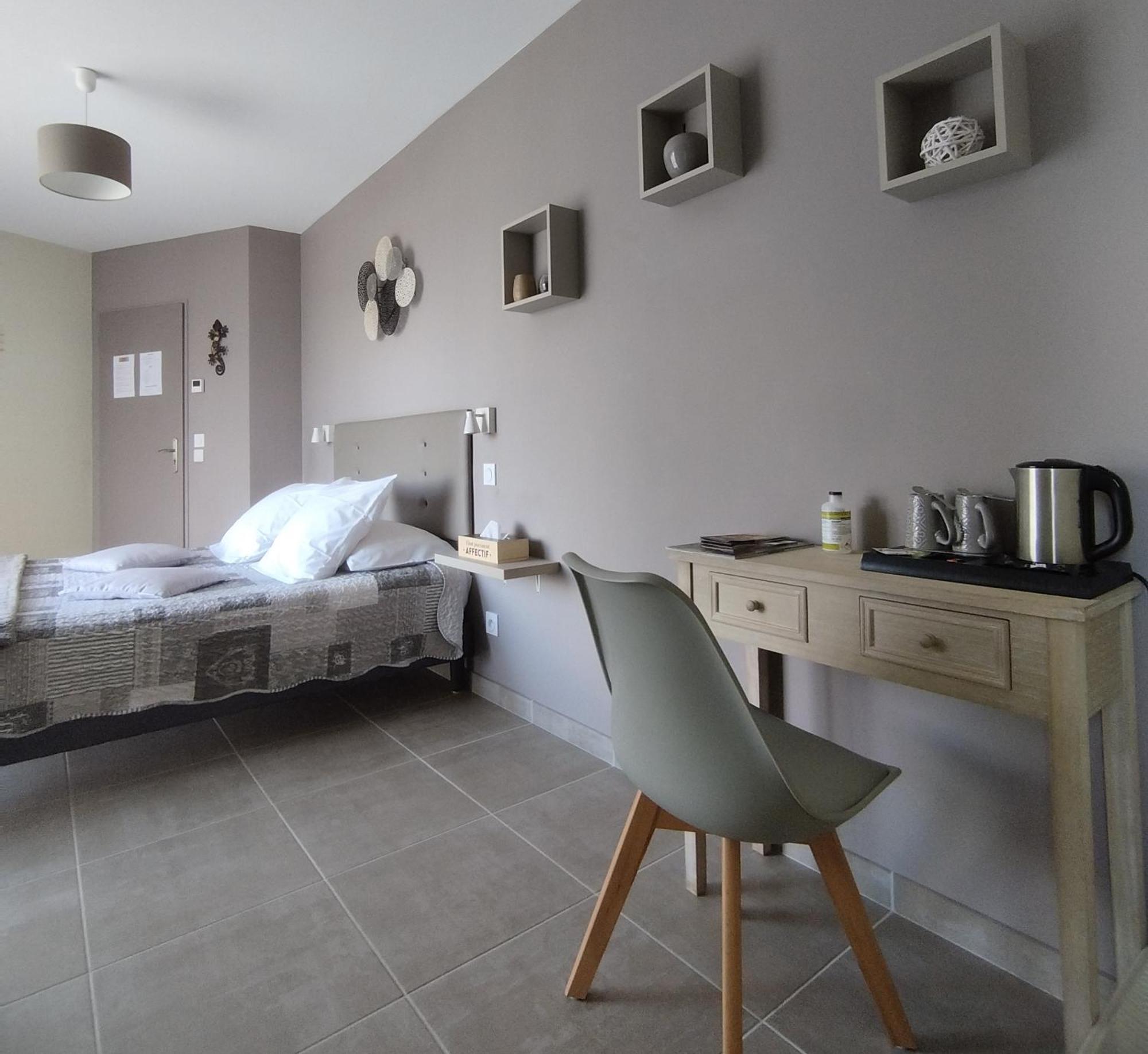 La Sarlamandre, Chambres Et Table D'Hotes Marcillac-Saint-Quentin Eksteriør billede