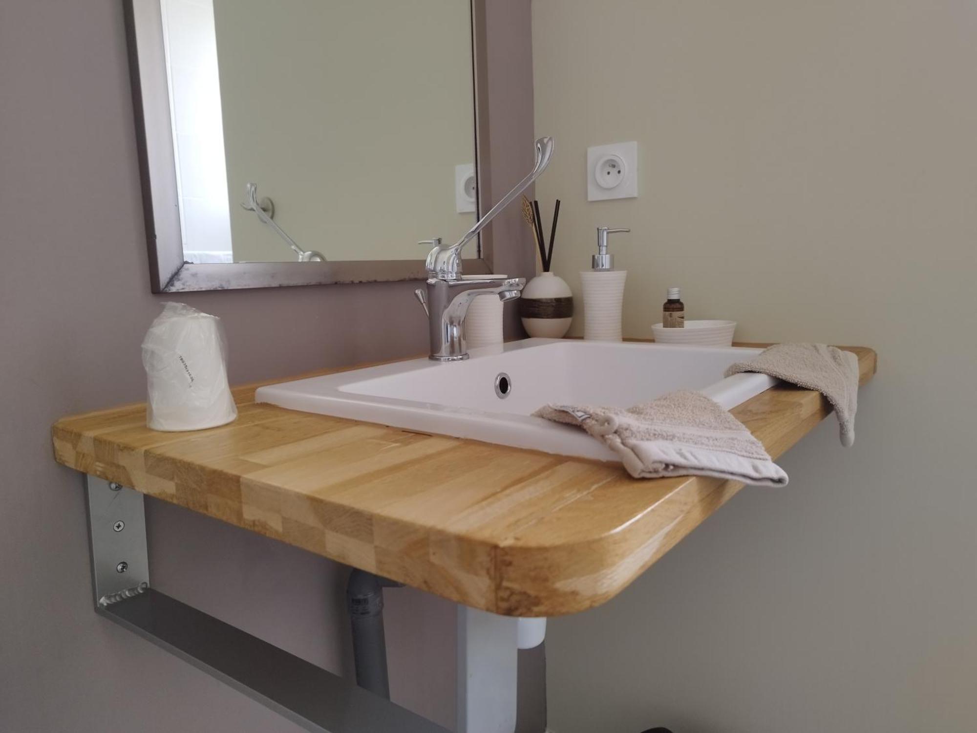 La Sarlamandre, Chambres Et Table D'Hotes Marcillac-Saint-Quentin Eksteriør billede