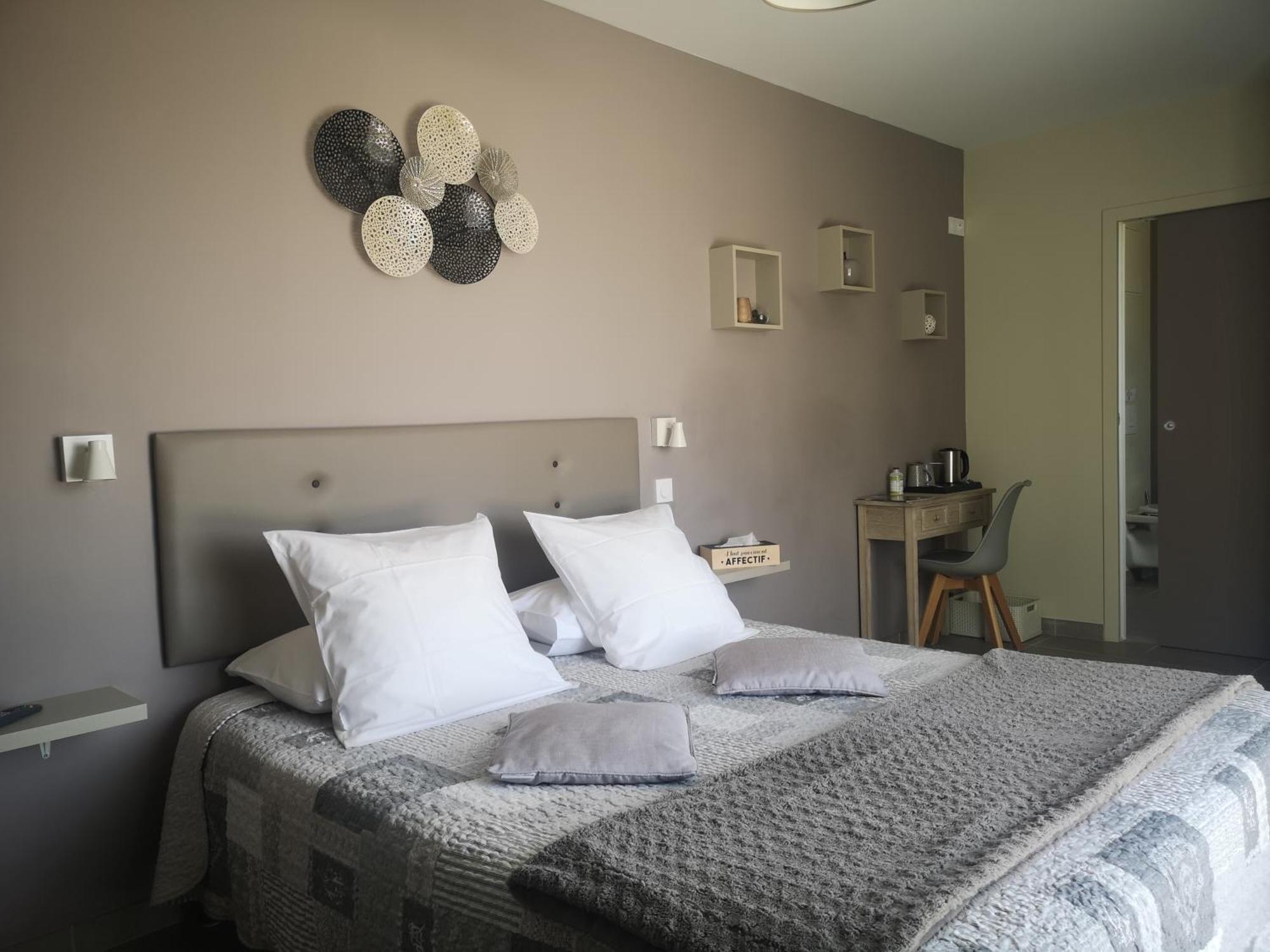 La Sarlamandre, Chambres Et Table D'Hotes Marcillac-Saint-Quentin Eksteriør billede