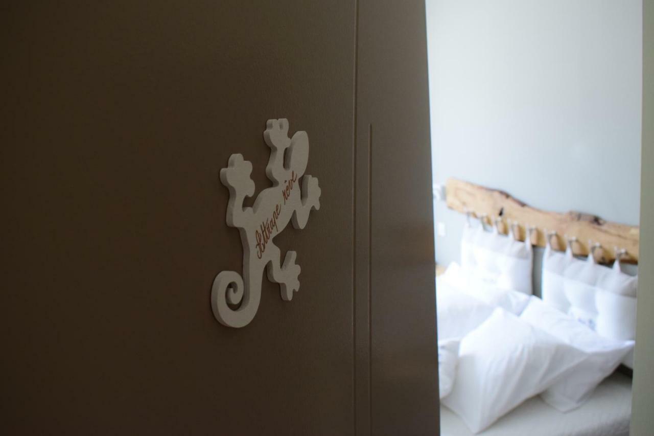 La Sarlamandre, Chambres Et Table D'Hotes Marcillac-Saint-Quentin Eksteriør billede