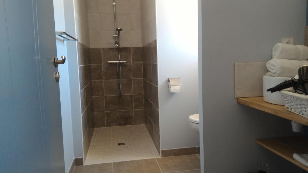 La Sarlamandre, Chambres Et Table D'Hotes Marcillac-Saint-Quentin Eksteriør billede